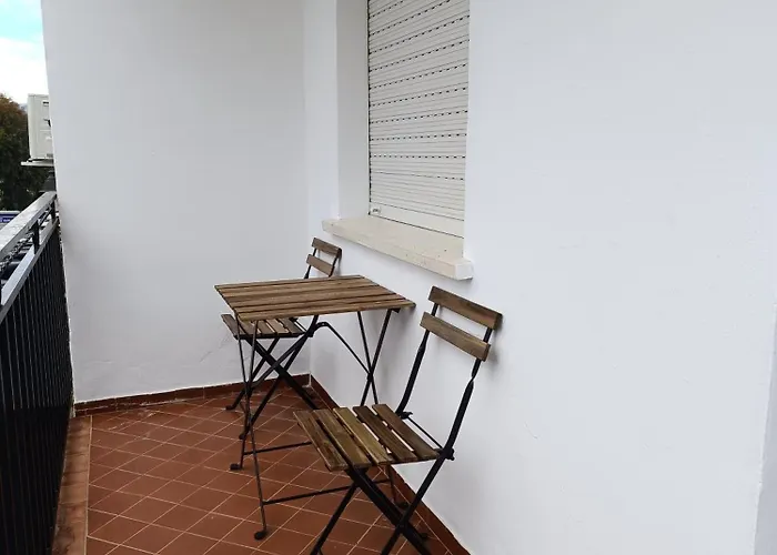 Anca Salvador 公寓 *